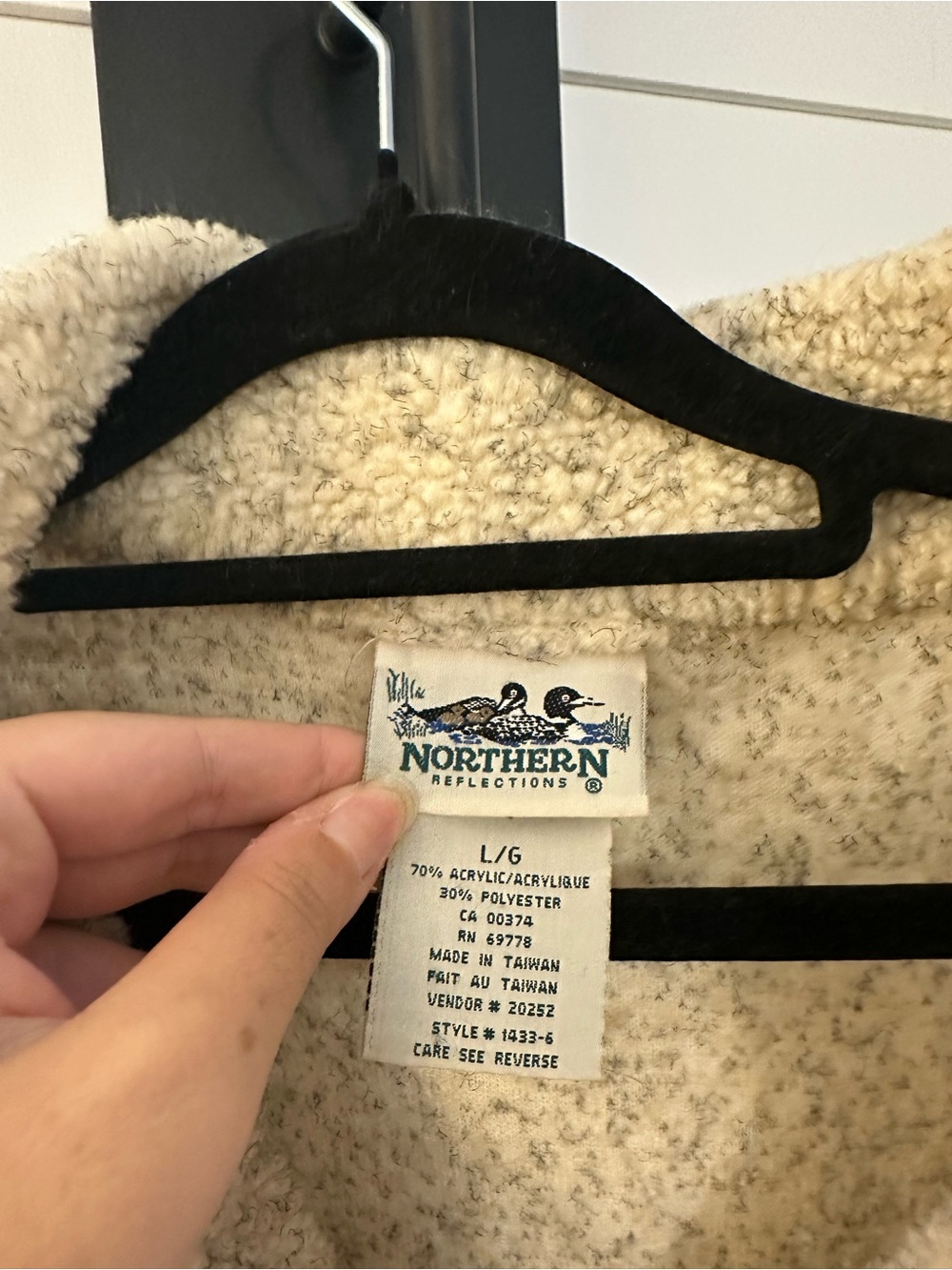 Vintage Northern Reflections Women's Beige Sherpa Half-Zip Pullover - Picture 3 of 4